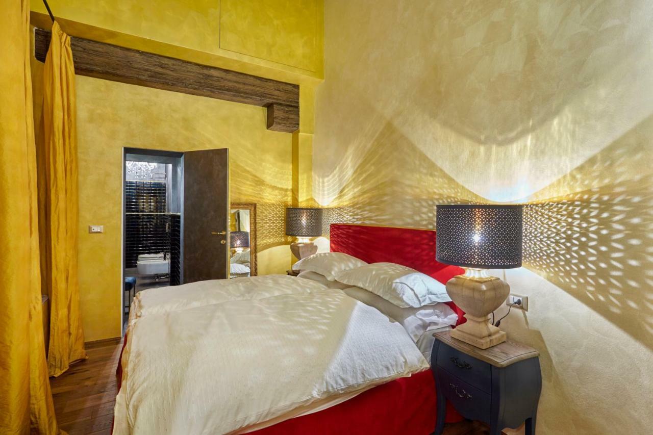 Palazzo Di Alcina - Residenza D'Epoca - Luxury- Panzió Bologna Kültér fotó
